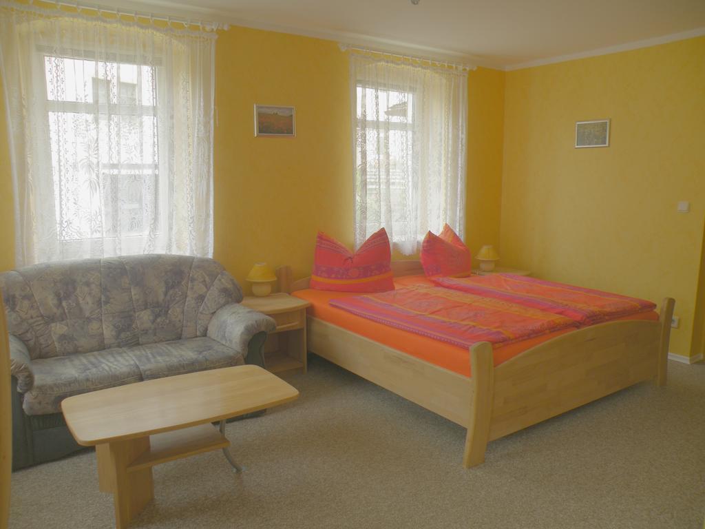 Am Lindenbaum Bed & Breakfast Sebnitz Room photo
