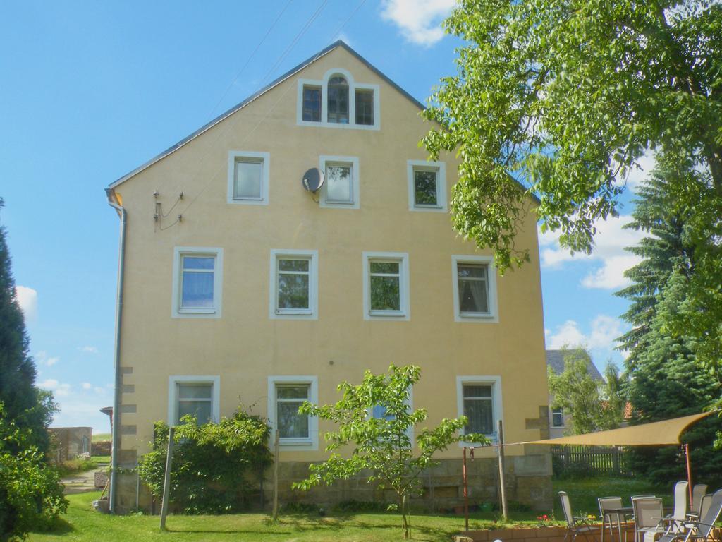 Am Lindenbaum Bed & Breakfast Sebnitz Exterior photo